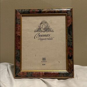 Burnes - Elegant Woods Floral Picture Frame 8”x10”
